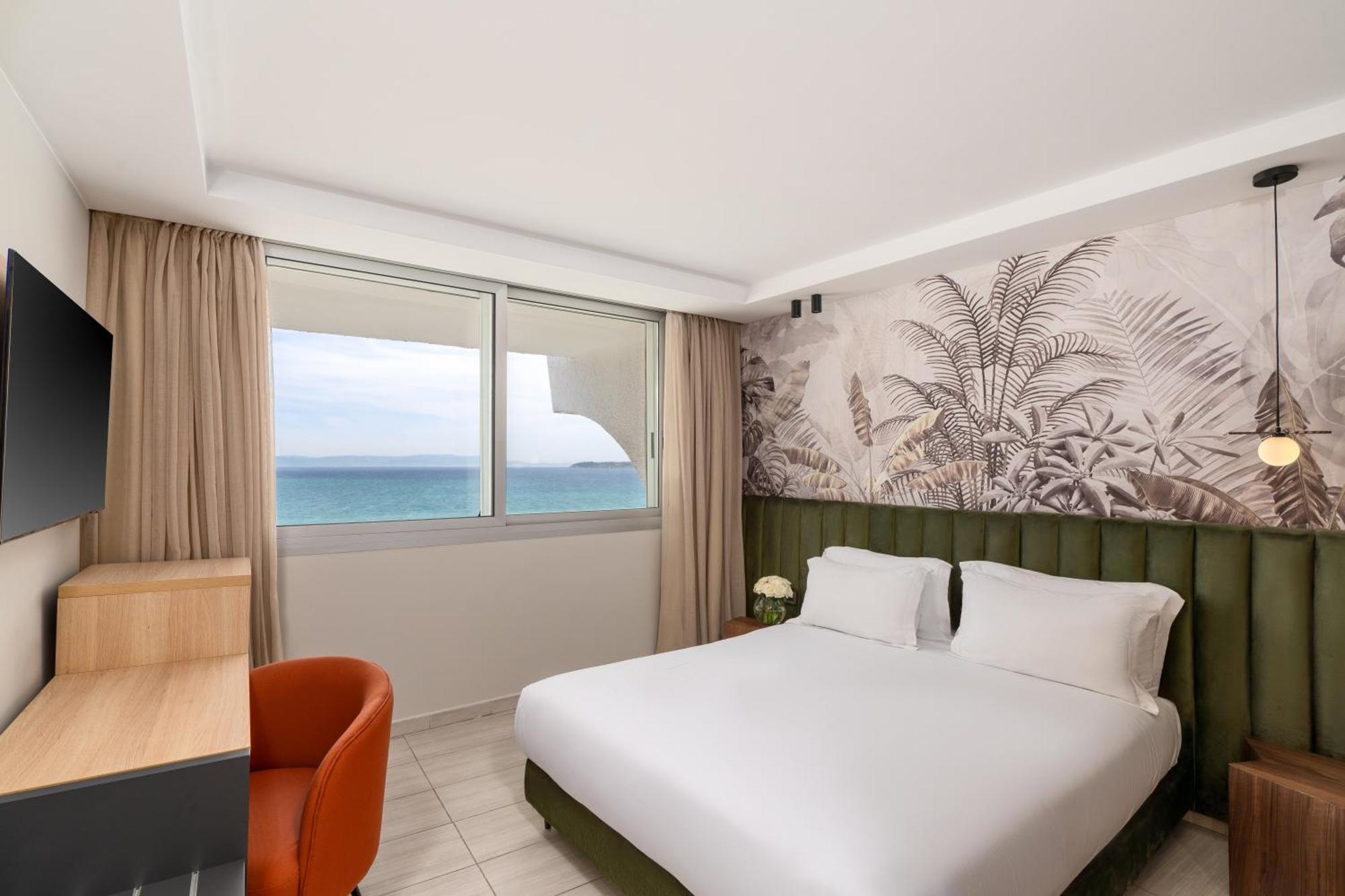 Family Duplex Suite One Bedroom Sea View